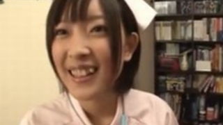 【小倉ゆず】静岡県出身Ｅカップのキュートなショートヘアデリヘル嬢と看護婦コスでハメ撮りセックス漬け【No5981】