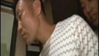 家具ではなく美少女オナペット付の優良物件！自分の好きなようにハメ倒しｗ